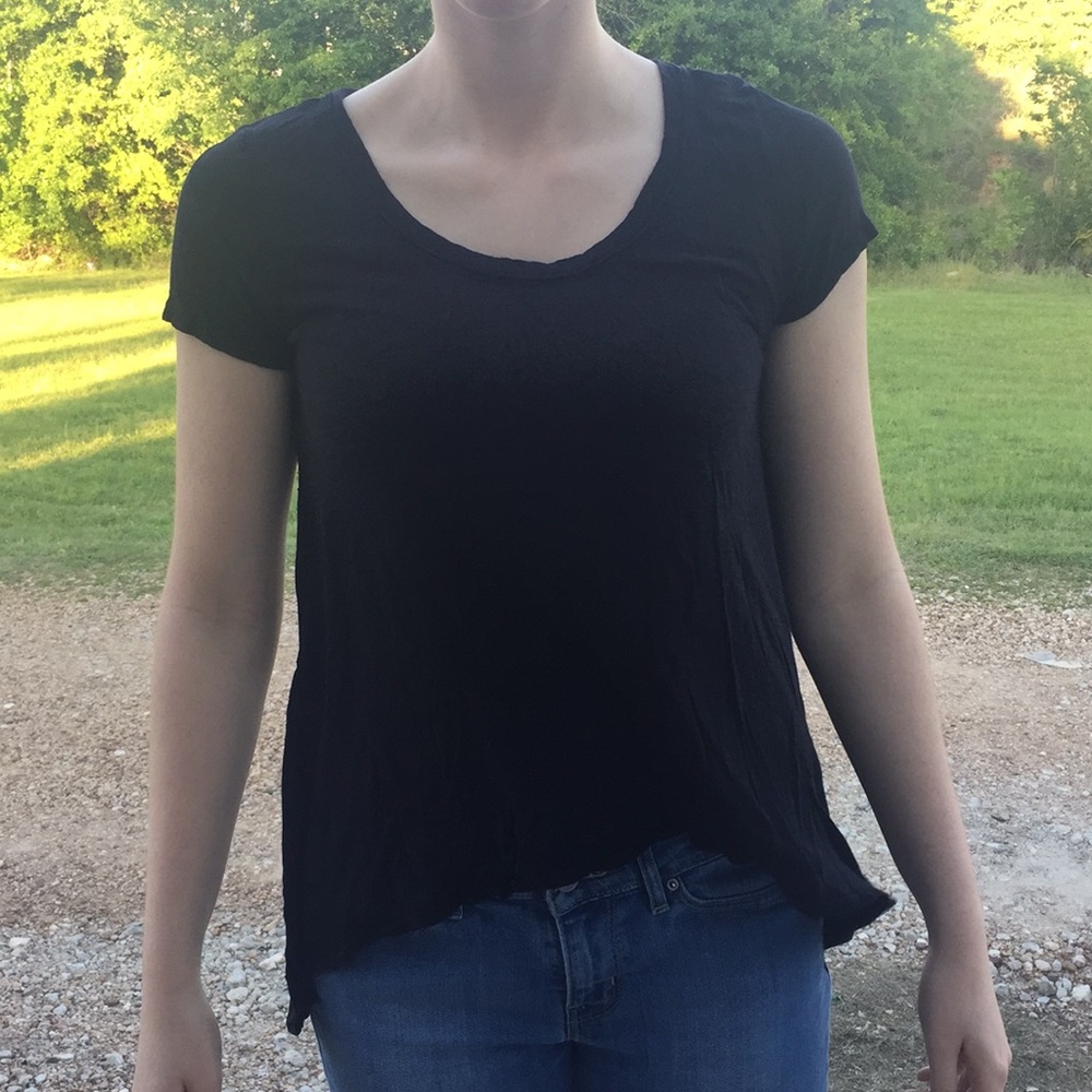 Black t shirt